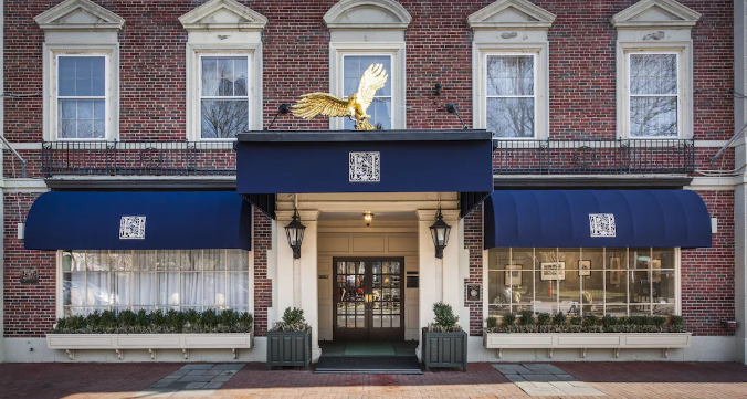 Experiencing Historic Inns and Hotels in the US - Hawthorne Hotel