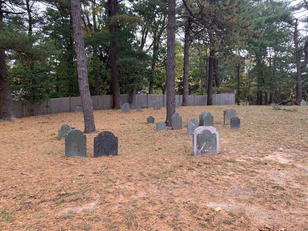 oldest maintained cemetery in America