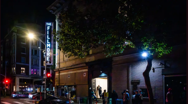 Famous US entertainment venues includes the Fillmore