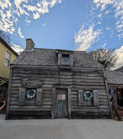 oldest schoolhouse