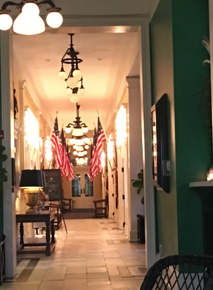 most historic hotel in America